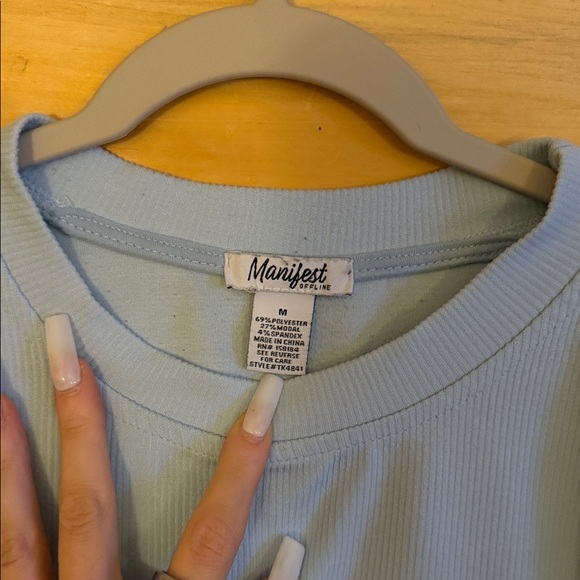 Wild Fable Light Blue Sweatshirt - Picture 2 of 4